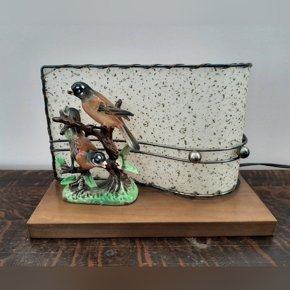 Vintage Art Deco Lamp - Picture 1 of 4